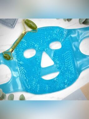 Therapeutic Cooling Gel bead  Face Mask and Jade roller New in box